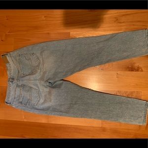 American eagle ripped mom jeans light wash